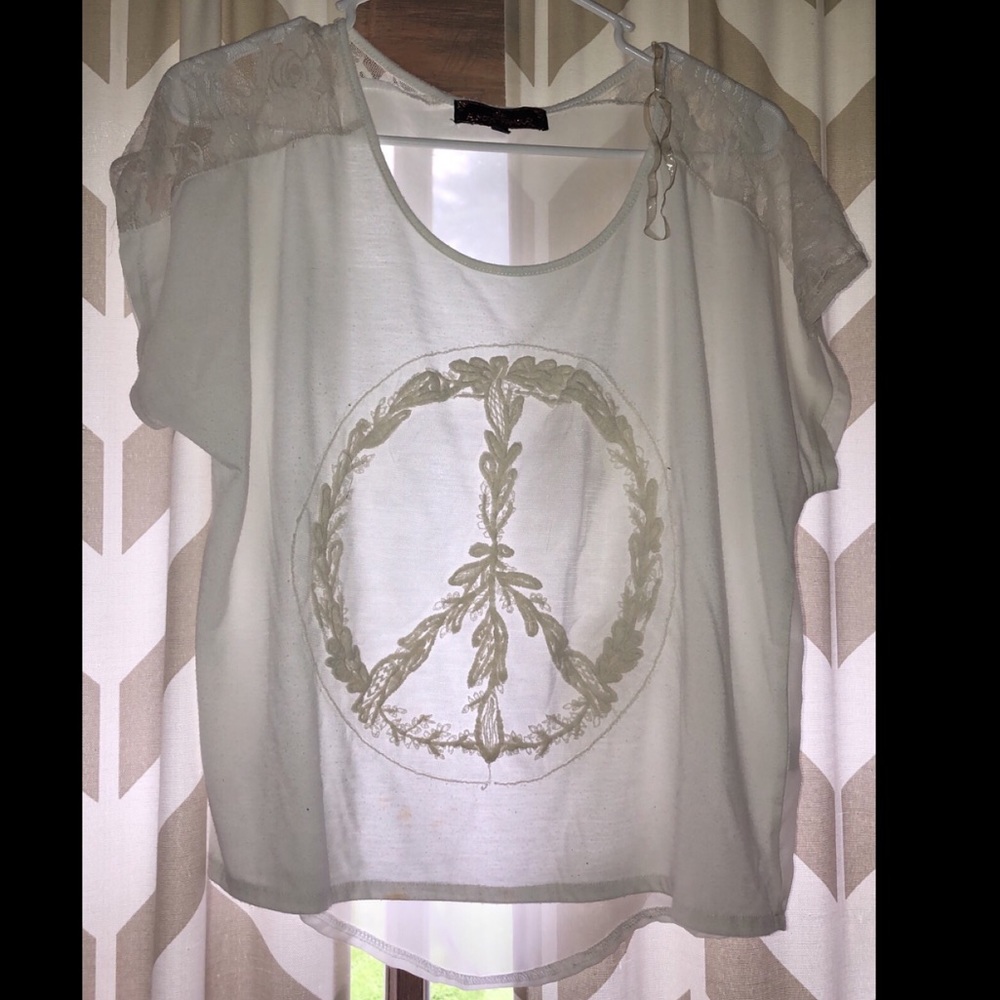 Almost Famous Peace Shirt Size S